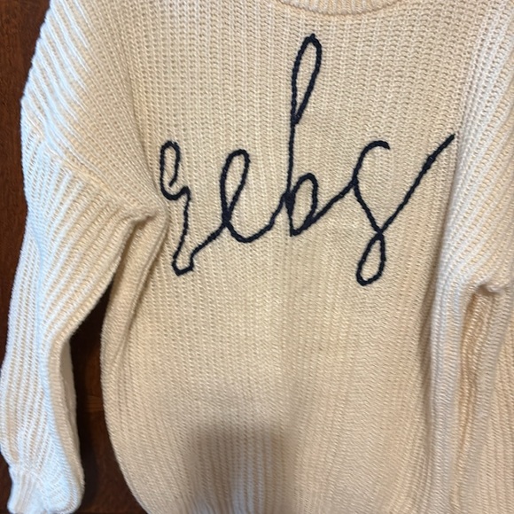 NWOT sweater - Picture 2 of 3